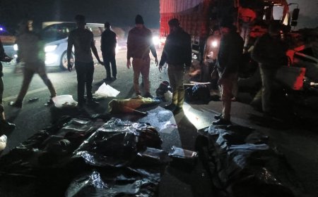 दिल्ली का परिवार एक्सप्रेस वे पर हादसे का शिकार, पति-पत्नी और दो बच्चों की मौत