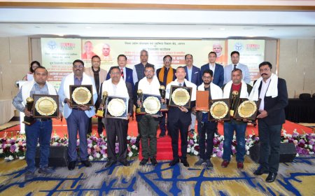 आगरा में नये औद्योगिक क्षेत्र के लिए प्रयास, कमिश्नर बोले- उद्यमी बाह-कोसी को देखें