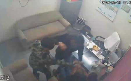 अब जाहिद के भाई का युवक को जूते से पीटने का वीडियो वायरल, छह पर केस