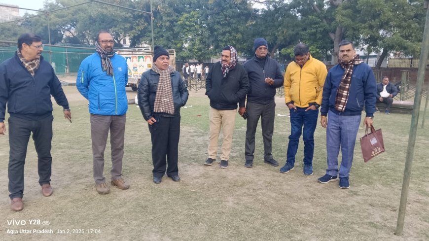 शिक्षक सम्मेलन स्थल का दो अधिकारियों ने किया निरीक्षण