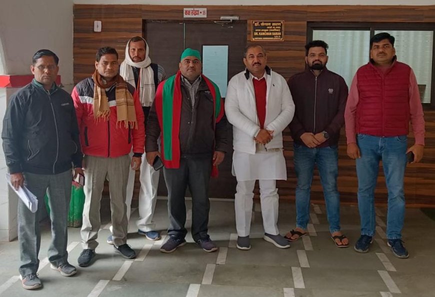 डॉक्टर्स मना करते रहे, किसान नेता अस्पताल छोड़कर धरना स्थल पहुंच गए 