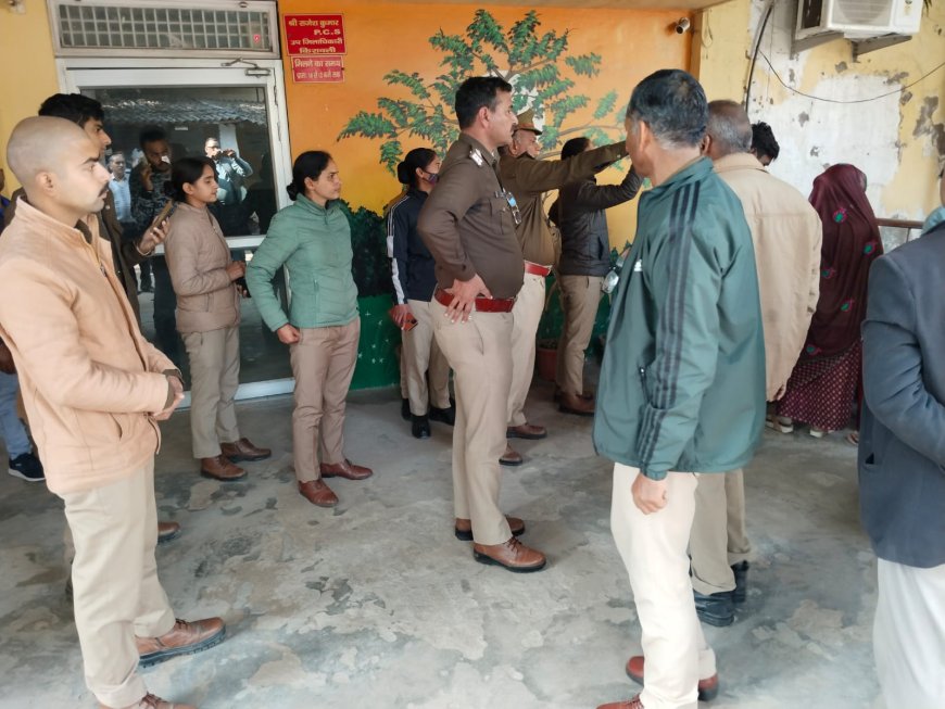 किरावली एसडीएम प्रकरण में 14 लोगों के ख़िलाफ़ मुकदमा दर्ज