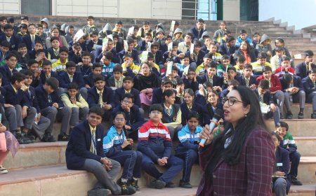 रोटरी क्लब ऑफ आगरा ने सेफ और अनसेफ टच पर कार्यशाला आयोजित की