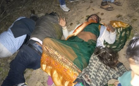 आगरा में अनियंत्रित बोलेरो खाई में गिरी, दर्जन भर लोग घायल