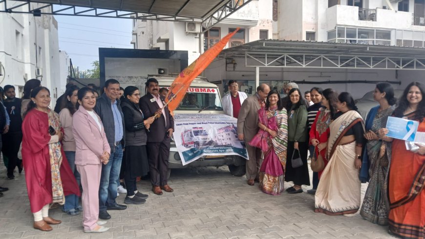 कैंसर के खिलाफ जंग को “प्रयास” का योगदान, मोबाइल मेडिकल वेन की दान