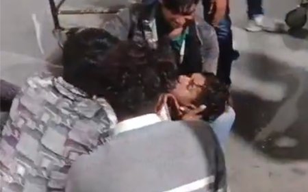 आगरा-जगनरे रोड पर बाइकों की भीषण भिड़ंत में पांच युवकों की मौत