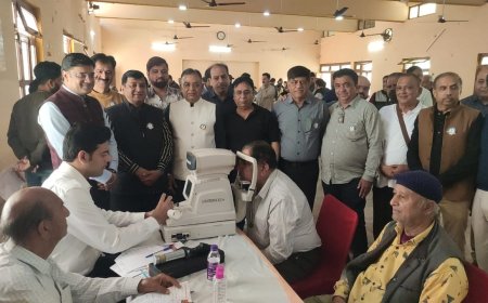 सिंध हेल्पेज के स्वास्थ्य शिविर में 200 से अधिक मरीजों ने लिया स्वास्थ्य लाभ