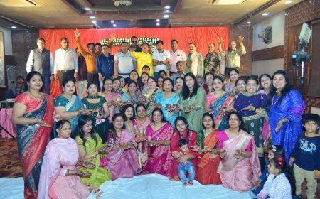 फाल्गुन महोत्सव से पहले भक्तों ने रचवाई श्याम नाम की मेहंदी