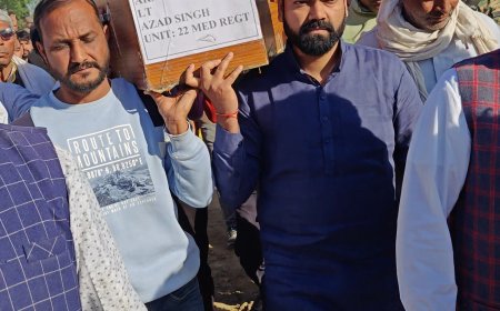 सेना में लेफ्टिनेंट का अकोला में गमगीन माहौल में हुआ अंतिम संस्कार