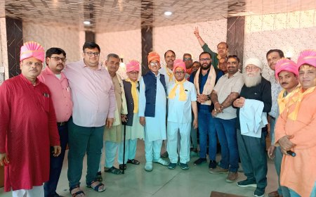 500 मीटर बाजार संगठन का होली मिलन, हिंदू-मुस्लिम भाईचारा दिखा