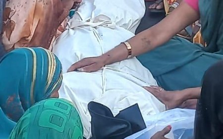 मुआवजे की मांग को लेकर गैलाना के लोकेश का अंतिम संस्कार रोका गया