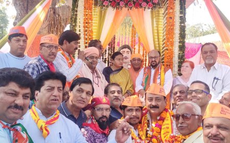 102वें जन्मदिन पर गूंजे अमर शहीद हेमू कालानी के जयकारे   