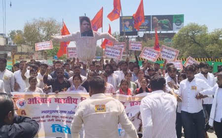 अभाविप ने फूंका रामजीलाल सुमन का पुतला, पुलिस और कार्यकर्ता आए आमने सामने
