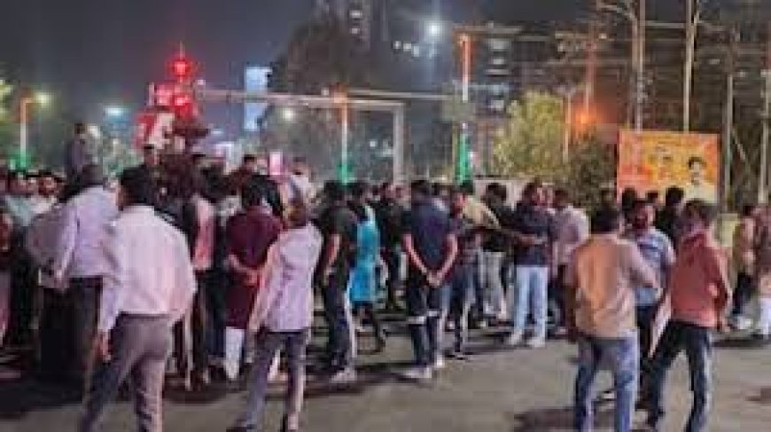 लखनऊ पुलिस ने चेन छीन ली और पेशाब पिलाई, वकील ने लगाया बड़ा आरोप