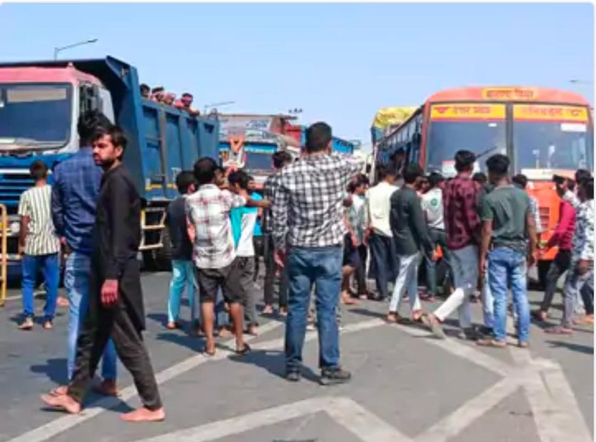 हाइवे पार कर रहा युवक आया ट्रक की चपेट में, परिजनों लगाया जाम