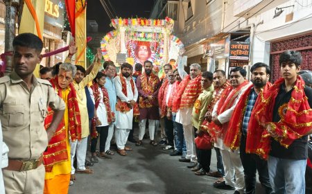 आकर्षक झांकियों के साथ निकाली गई देवी शशिबाला की शोभायात्रा