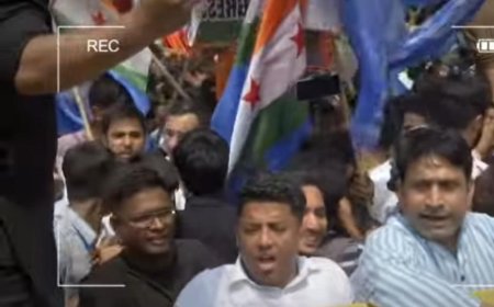 सोनिया-राहुल पर चार्जशीट के खिलाफ कांग्रेस ने किया देशव्यापी विरोध प्रदर्शन