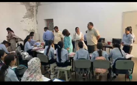 आगरा कॊलेज के चित्रकला विभाग में सेमिनार और कार्यशाला, कला एवं संस्कृति पर केंद्रित रही प्रस्तुतियां