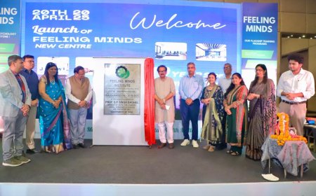 जब बात हुई मन की तो खुलीं उम्मीद की राहें, आगरा में मेंटल हेल्थ कार्निवल का समापन