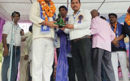 शमसाबाद में धूमधाम से मनाई गई बाबा साहब की 134वीं जयंती, शोभायात्रा में उमड़ी भीड़