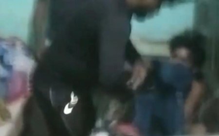 परिजनों के आने पर संदूक में छुप गया प्रेमी, ग्रामीणों ने धुना