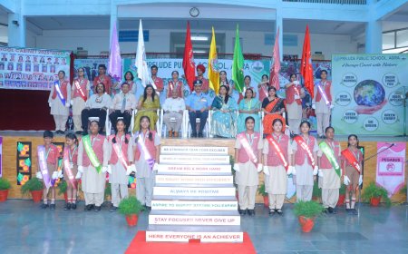 प्रिल्यूड पब्लिक स्कूल में छात्र परिषद का शपथ ग्रहण और 'मंजरी' पत्रिका का विमोचन