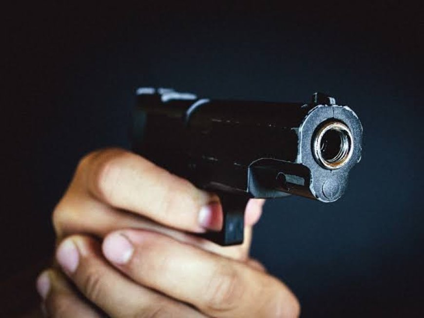 भाभी की बहन की गोली मारकर हत्या के बाद युवक ने भी खुद को गोली मार ली