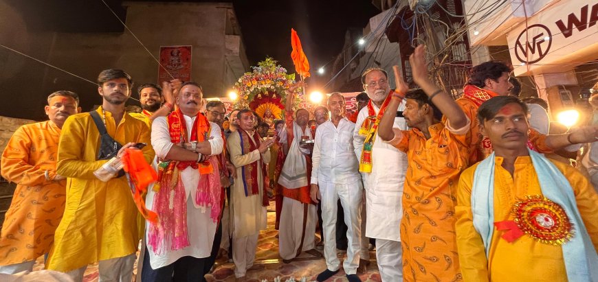 फुलट्टी चौक पर 1100 दीपों से जगमग हुआ मां अंजनी धाम, भव्य शोभायात्रा