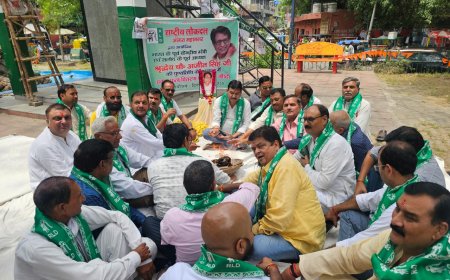 चौधरी अजित सिंह की पुण्यतिथि पर रालोद नेताओं ने किया भावपूर्ण स्मरण