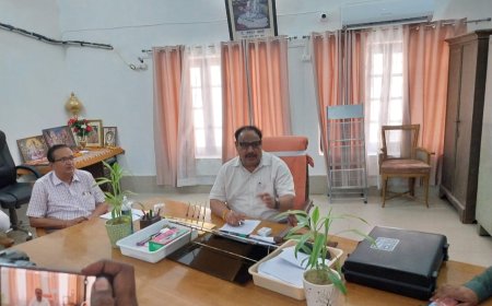 आगरा कॉलेज के प्राचार्य क्यों मेट्रो का काम बंद कराने की चेतावनी दे रहे हैं…