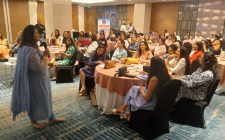  AI बोले- तू चल, मैं संभालता हूंः आगरा की महिलाओं ने चुना नया आकाश