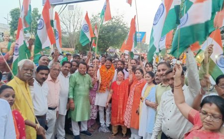 बल्केश्वर में निकाली गई शौर्य तिरंगा यात्रा में दिखा देशभक्ति का अद्भुत नज़ारा