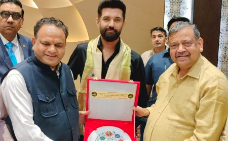 चिराग पासवान बोले- आगरा के आलू और पेठे को वैश्विक पहचान दिलाने के लिए काम कर रहे