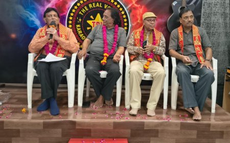 आगरा के शौकिया गायकों ने लक्ष्मीकांत-प्यारेलाल की याद में सजाई सुरों की शाम