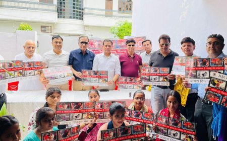 तंबाकू के खिलाफ एकजुट हुआ आगरा: जागरूकता अभियान में चिकित्सकों और समाजसेवियों ने दी चेतावनी