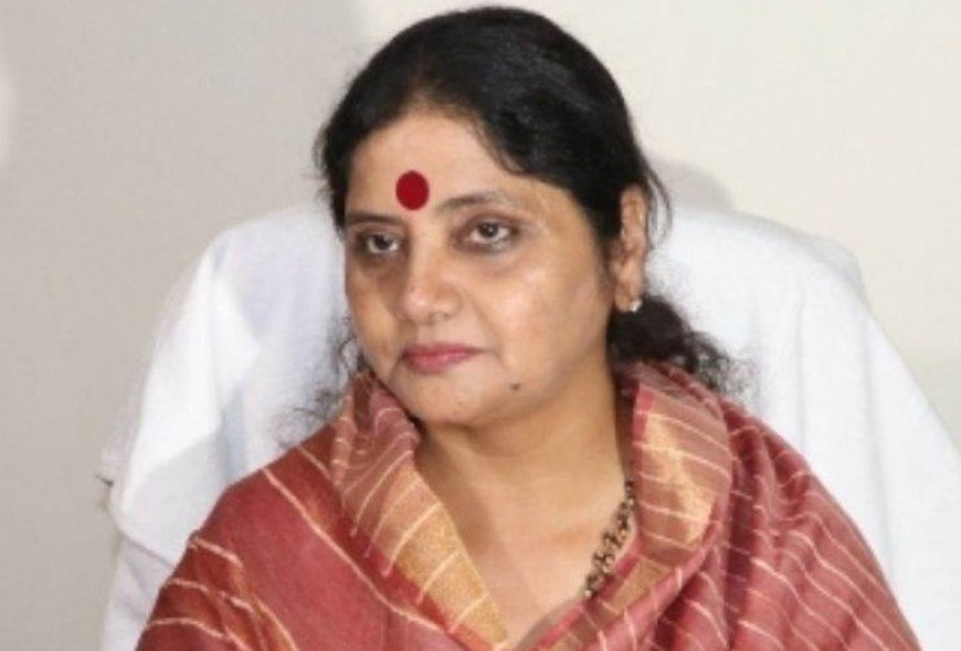 हाउस अरेस्ट' पर महिला आयोग की सख्त आपत्ति, डॉ. बबीता बोलीं− एजाज को ही किया जाए हाउस अरेस्ट