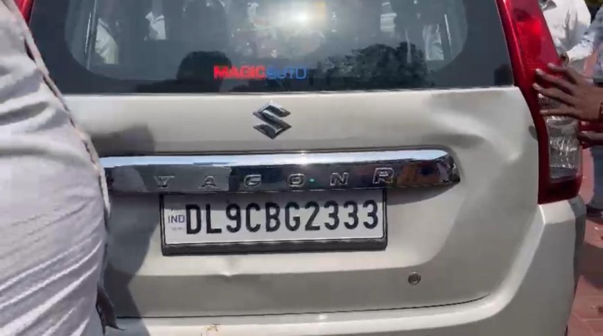 ताज की पश्चिमी पार्किंग में बिना हैंडब्रेक के खड़ी कार पीछे खिसकी, महिलाओं सहित पांच-छह पर्यटक घायल