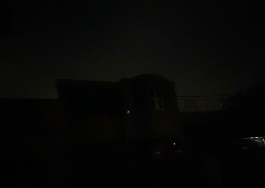 पहला सायरन बजते ही अंधेरे में डूब गया पूरा शहर, लोगों ने स्वतः किया ब्लैक आउट