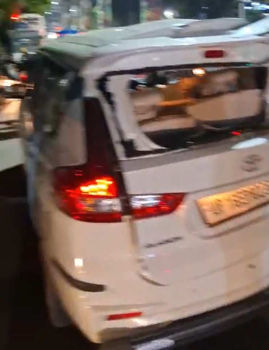 आगरा में फतेहाबाद रोड पर कार को दूसरे वाहन ने टक्कर मारी, कई घायल