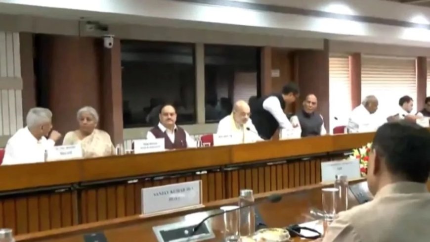 ऑपरेशन सिंदूर पर राजनाथ का ऐलानः जारी रहेगा मिशन, सभी दलों को दी गई ब्रीफिंग