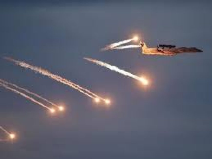 पाकिस्तान ने फिर ड्रोन और मिसाइल हमले शुरू किए, एलओसी पर गोलाबारी तेज