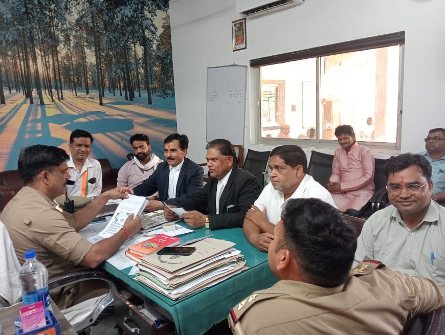 सोशल मीडिया पर इंदिरा गांधी के खिलाफ अश्लील पोस्ट, कांग्रेसियों ने थाने एफआईआर के लिए दी शिकायत