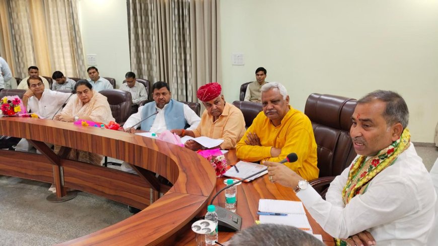 सड़कें रुकेंगी नहीं, दौड़ेंगी: राज्यमंत्री बृजेश सिंह ने कहा- रुनकता-बल्देव सेतु 18 माह में पूरा करें