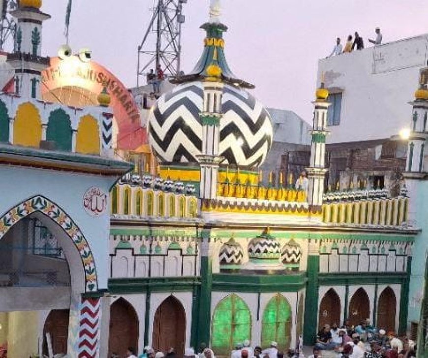 पाकिस्तानी पोस्ट से बचें: दरगाह आला हज़रत का मुस्लिम युवाओं को सख़्त संदेश