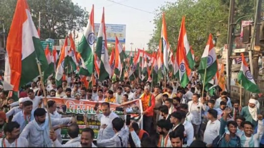 ऑपरेशन सिंदूर की सफलता पर तिरंगे में लिपटी देशभक्ति, यमुना पार में गूंजा भारत माता की जय