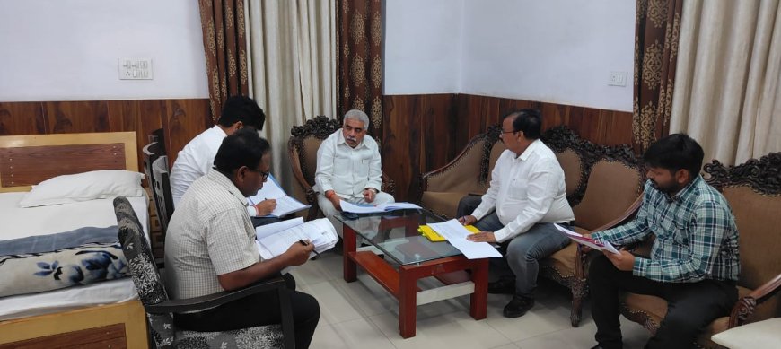 यूपी में अब एक जनपद, तीन उत्पाद: मंत्री राकेश सचान ने दिया नया विज़न