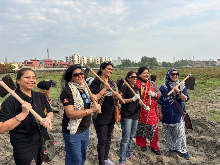 गंगा दशहरा से पहले जागी चेतनाः यमुना की पुकार पर सफाई के लिए जुटा आगरा, नेता नहीं आए