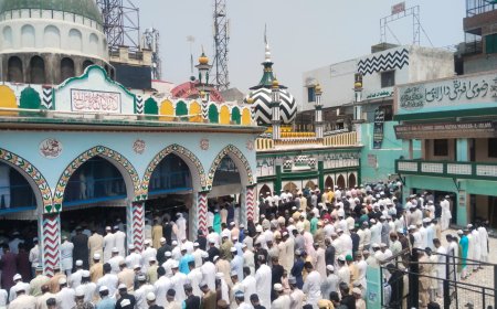 बरेली में ईद-उल-अज़हा की नमाज़ अदा, अमन-ओ-सुकून के साथ मना कुर्बानी का त्योहार