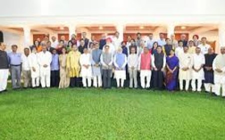 विदेशी दौरे पर गए प्रतिनिधिमंडलों के सदस्यों ने पीएम मोदी से साझा किए अनुभव