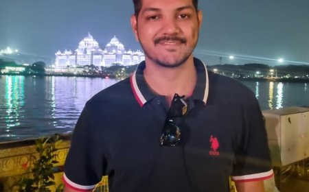 आगरा के आकाश उपाध्याय ने एम्स यूडीसी परीक्षा में पूरे भारत में पाया पहला स्थान